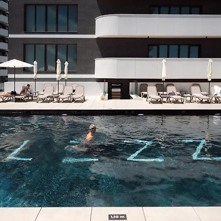 Apartament Cozy 98 In Odyssey Pools And Parking